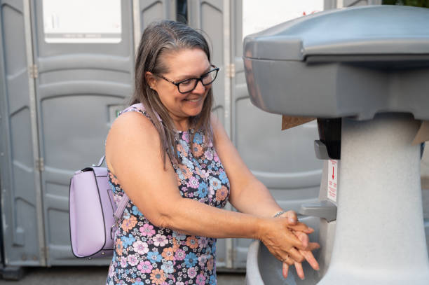 Best Luxury portable toilet rental  in Del Rey, CA